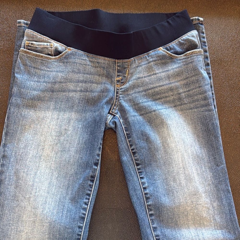 Liz Lange Maternity Boot Cut Medium Washed Jeans size 2